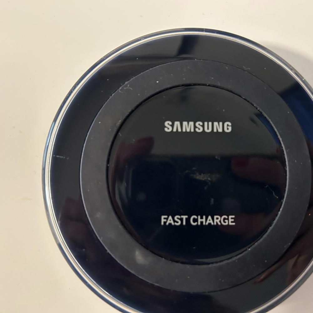 Samsung Gray Wireless Charger